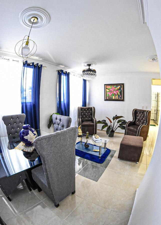 Apartamento En La Carreras Proximo Al Monumento Santiago De Los Caballeros Exteriör bild