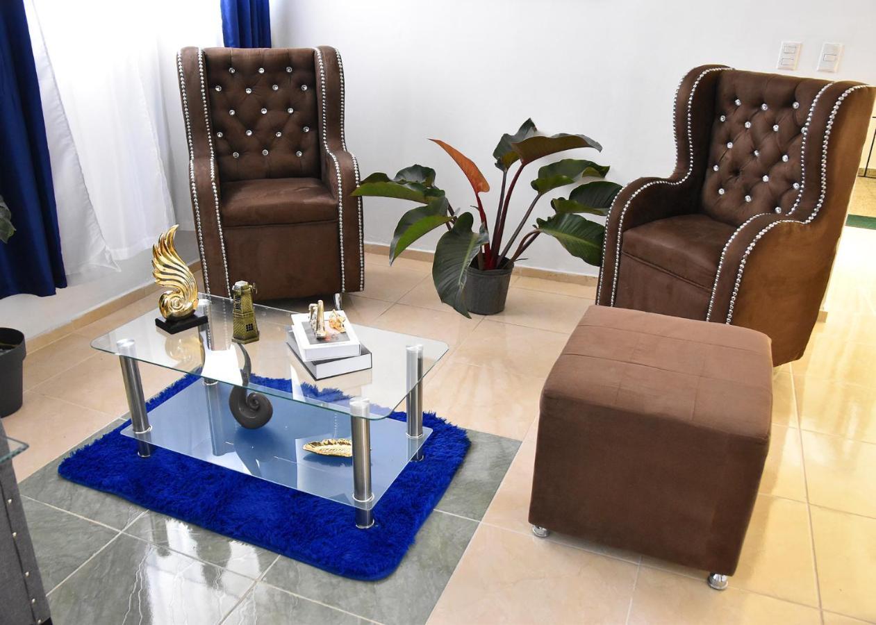 Apartamento En La Carreras Proximo Al Monumento Santiago De Los Caballeros Exteriör bild